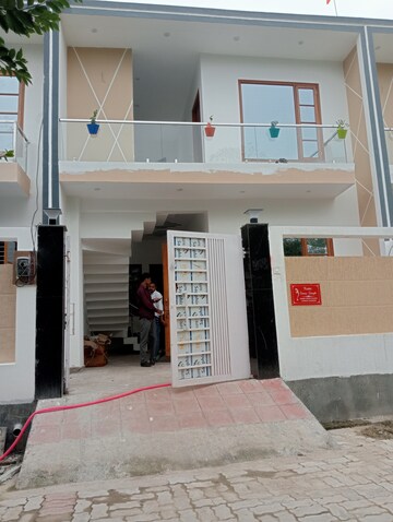 3 BHK Villa – Exterior View View at Gomti Nagar - for Sale