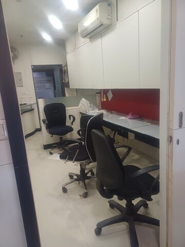 Team Area in  Office Space in IT/SEZ at SRS Tower, Sector 31 – for Rent
