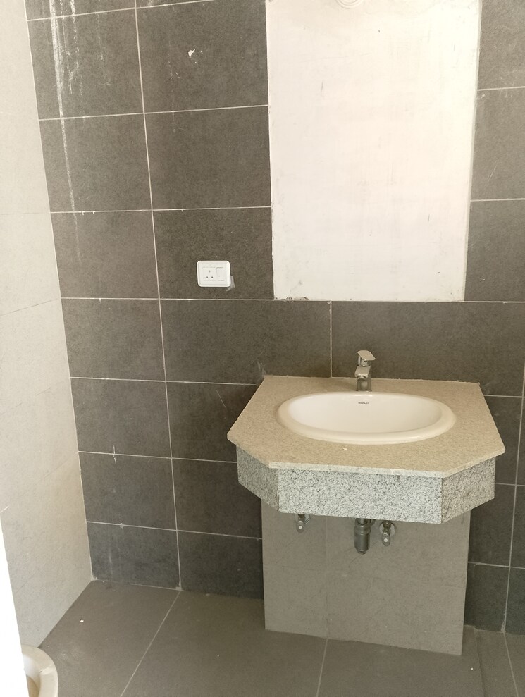 Bathroom, sector 106 4 Bedroom 2355 Sq.Ft. Apartment In Sector 106 Gurgaon 7899568