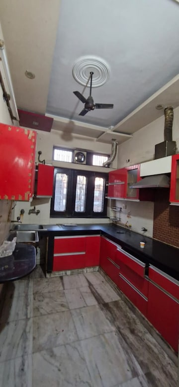 Kitchen in 3.5 BHK Independent House at Sector 7 – for Rent