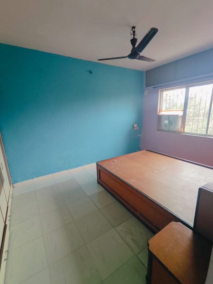 Room, happy-valley 1 Bedroom 750 Sq.Ft. Apartment In Manpada Thane 7899598
