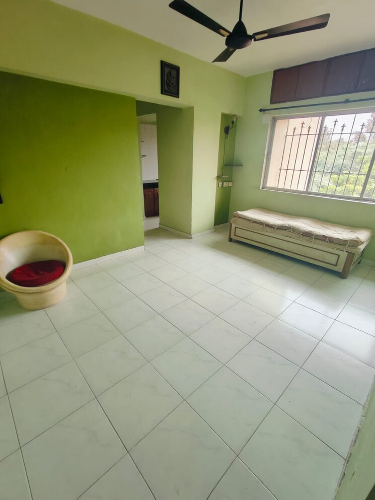 Room, happy-valley 1 Bedroom 750 Sq.Ft. Apartment In Manpada Thane 7899598