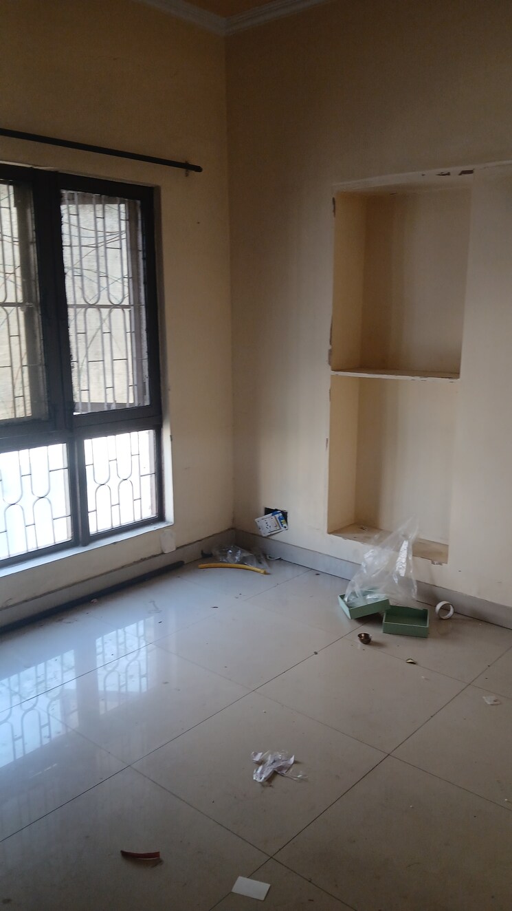 undefined, srijan-apartments 2.5 Bedroom 1250 Sq.Ft. Apartment In Sector 62 Noida 7899620