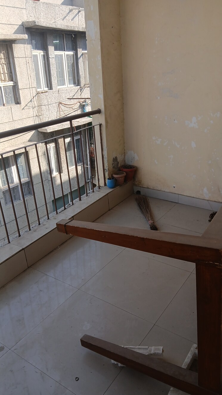 undefined, srijan-apartments 2.5 Bedroom 1250 Sq.Ft. Apartment In Sector 62 Noida 7899620