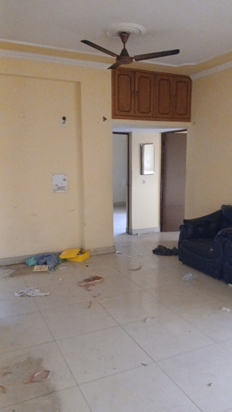 undefined, srijan-apartments 2.5 Bedroom 1250 Sq.Ft. Apartment In Sector 62 Noida 7899620