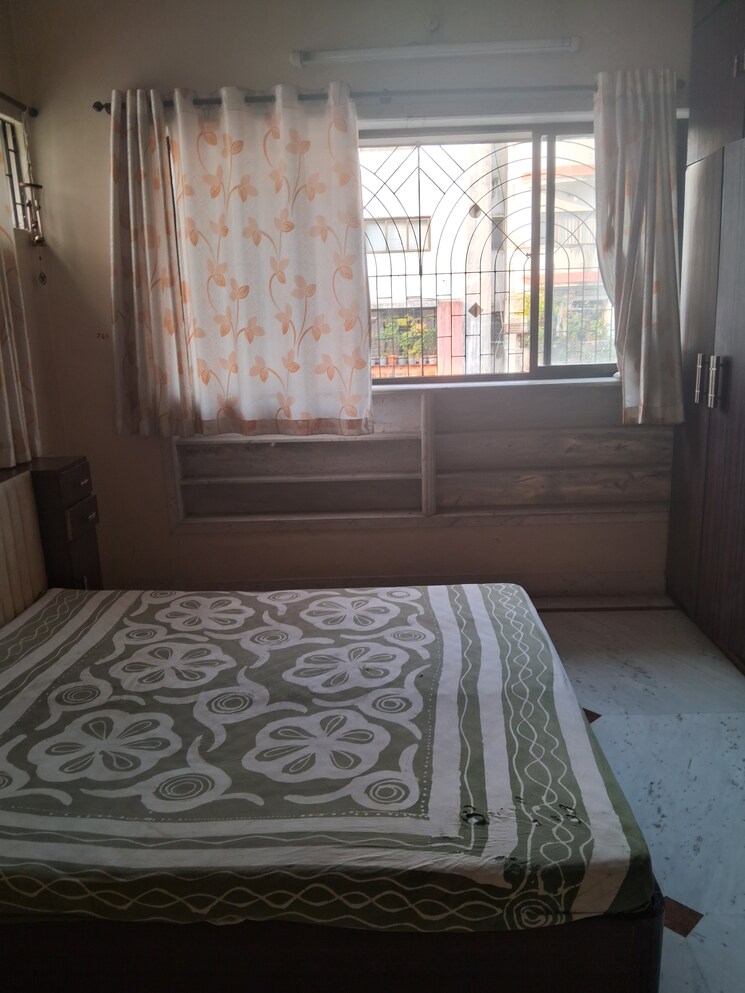 Bathroom, shirine-garden-co-operative-housing-society-ltd 3 Bedroom 1600 Sq.Ft. Apartment In Aundh Pune 7899627