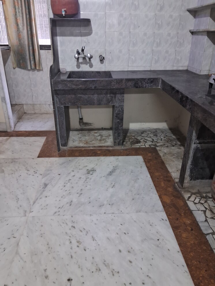 Exterior View, shirine-garden-co-operative-housing-society-ltd 3 Bedroom 1600 Sq.Ft. Apartment In Aundh Pune 7899627