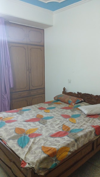 2 BHK Apartment For Rent in Bhagirathi Sehkari Awas Sector 62 Noida  7899803