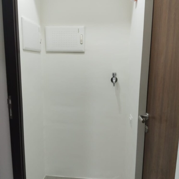 Bathroom, lodha-crown-quality-homes 1 Bedroom 317 Sq.Ft. Apartment In Balkum Pada Thane 7899668