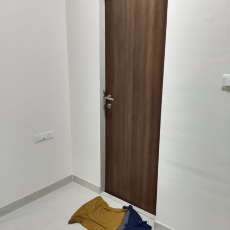 Room, lodha-crown-quality-homes 1 Bedroom 317 Sq.Ft. Apartment In Balkum Pada Thane 7899668