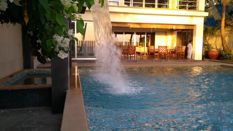 Entrance, emgee-janki-kutir 4 Bedroom 5000 Sq.Ft. Villa In Juhu Mumbai 7899765