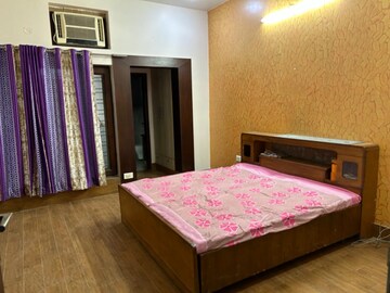 Bedroom in 3 BHK Builder Floor at Ansal Sushant Lok I, Sector 43 – for Rent
