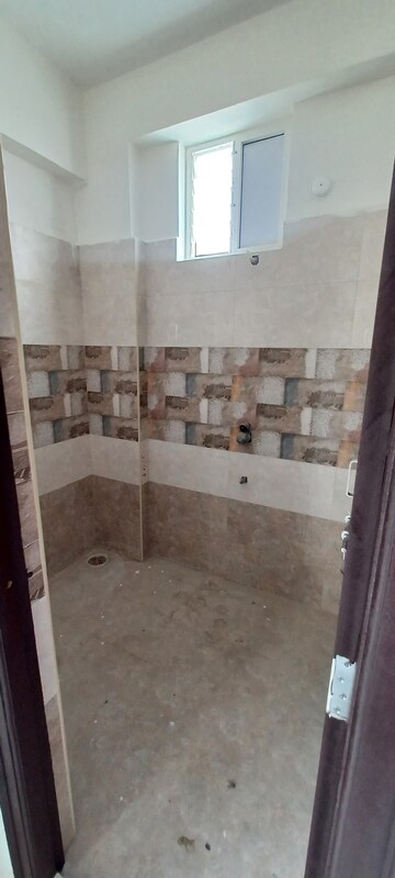 Bathroom in 3 BHK Apartment at Kondapur – for Sale