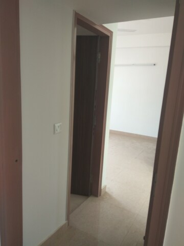  2 BHK Builder Floor at DLF Centre Court, Sector 42 – for Rent