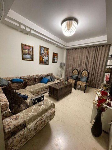 1 BHK Builder Floor For Rent in DLF Mega Mall, Sector 28