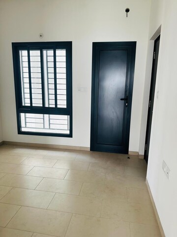 Room in 3 BHK Apartment at Shapoorji Pallonji Joyville Phase 2, Sector 102 – for Rent