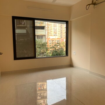 Room in 2 BHK Apartment at Modispaces Volga, Dalvi Nagar – for Rent