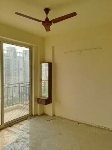 3 BHK Apartment For Rent in Emaar Gurgaon Greens, Sector 102