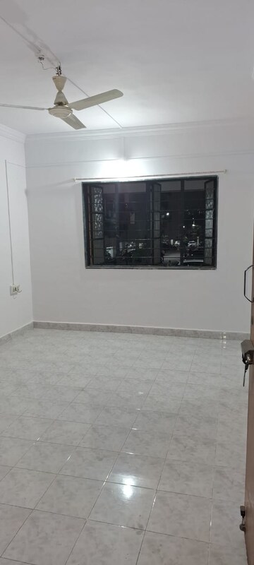 Room in 1 BHK Apartment at Rakshak Nagar Gold, Kharadi – for Rent