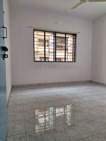 Room in 1 BHK Apartment at Rakshak Nagar Gold, Kharadi – for Rent