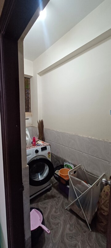 Furnished Amenities in 3 BHK Apartment at Kondapur – for Sale