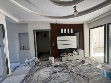 Master Bedroom in 3 BHK Builder Floor at Sahastradhara Road – for Sale