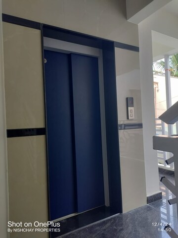 Lift in 2 BHK Apartment at Kammanahalli – for Sale