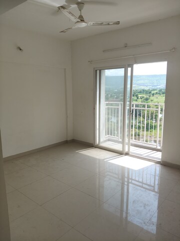 Room in 2 BHK Apartment at Godrej Prana, Undri – for Rent