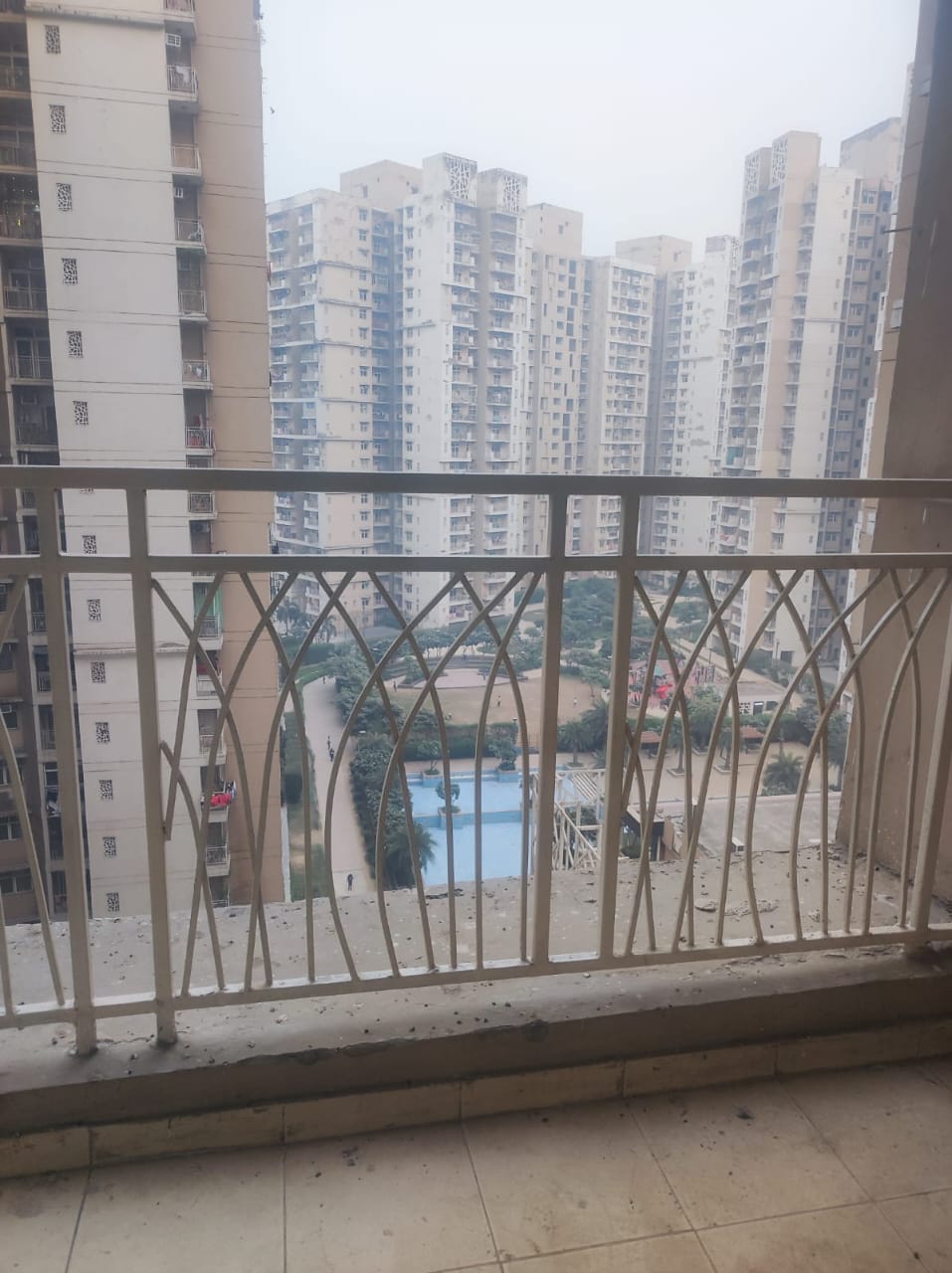 3 BHK + Extra Room Apartment For Sale in Mahagun Mywoods