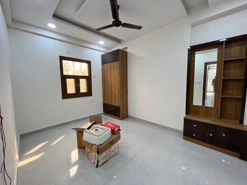 Bedroom in 3 BHK Builder Floor at Sector 49 – for Sale