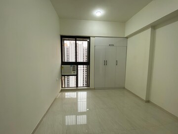Room in 1 BHK Apartment at Lodha Crown Quality Homes, Majiwada – for Sale