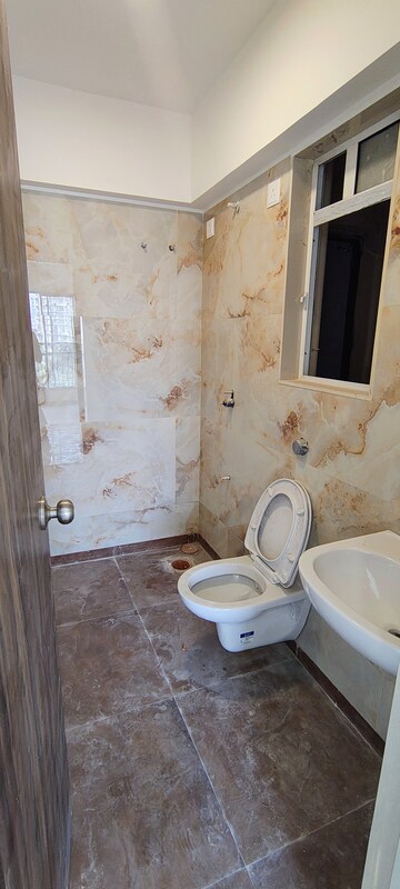 Bathroom in 2 BHK Apartment at Alag Artis, Pant Nagar – for Rent