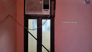 Room in 1 RK Builder Floor at Mayur Vihar Phase 1 – for Rent