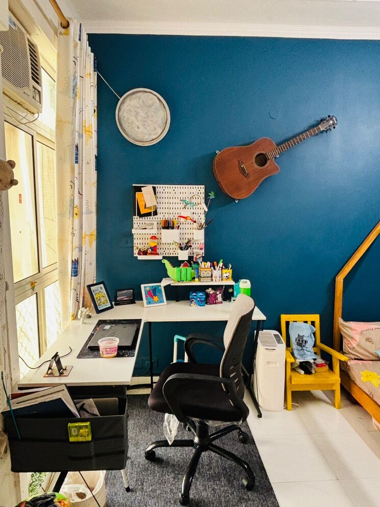 Master Bedroom, cosmos-executive 3 Bedroom 1100 Sq.Ft. Apartment In Sector 3 Gurgaon 7900180