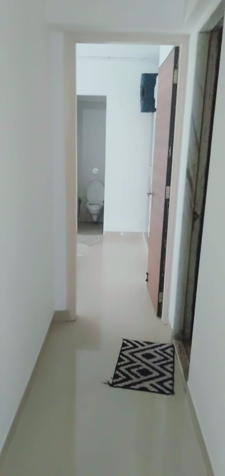 Master Bedroom, nahar-amrit-shakti-water-lily-and-white-lily 2 Bedroom 950 Sq.Ft. Apartment In Chandivali Mumbai 7900178