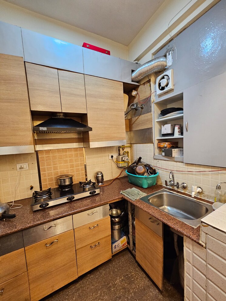 Kitchen, mahagun-mywoods 2.5 Bedroom 704 Sq.Ft. Apartment In Sector 16c Greater Noida Greater Noida 7900186