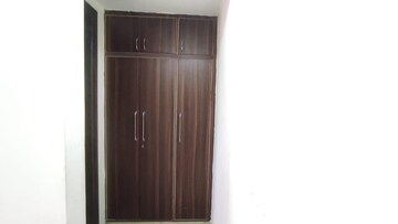 Furnished Amenities in 3 BHK Builder Floor at Cosmos Floors, Sector 52 – for Rent