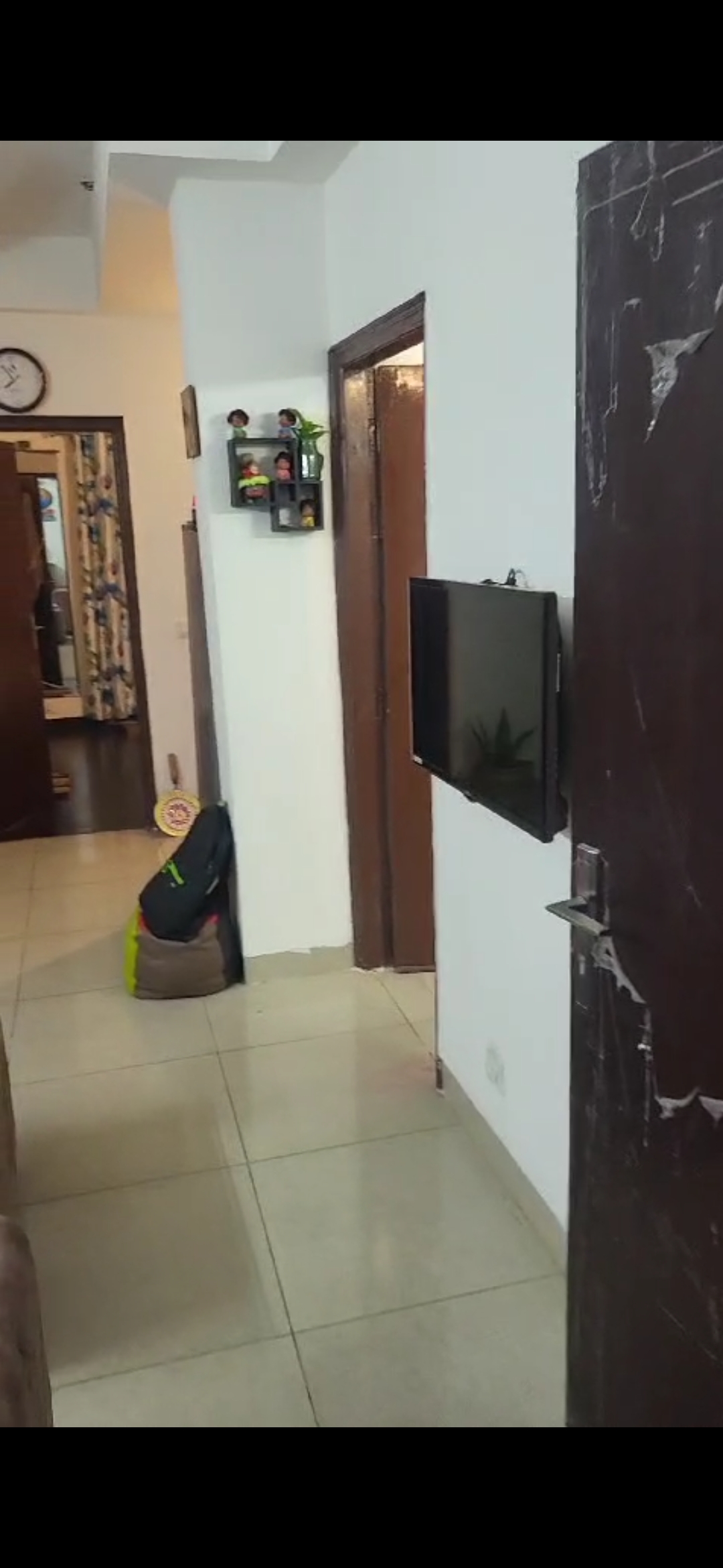 2 BHK Apartment For Sale in Ajnara Homes