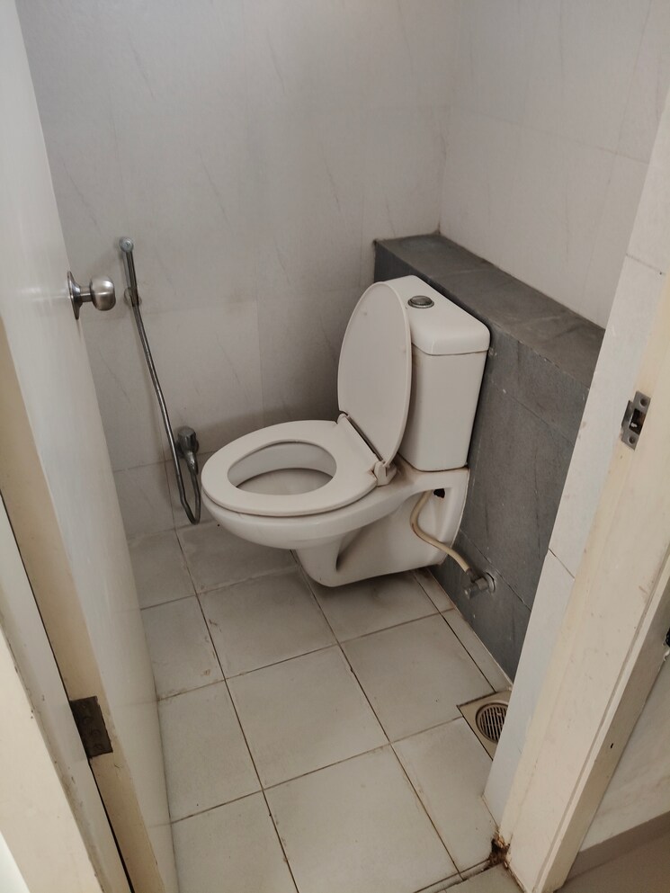 Bathroom, godrej-horizon 1 Bedroom 640 Sq.Ft. Apartment In Mohammadwadi Pune 7900275