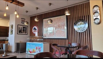 Building Lobby in 3 BHK Apartment at M3M Golf Estate, Sector 65 – for Sale