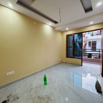 Room in 1.5 BHK Villa at Sector 23 – for Rent