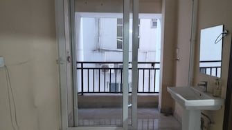 2 BHK Apartment For Rent in Paramount Grande Sarusajai Guwahati  7900352