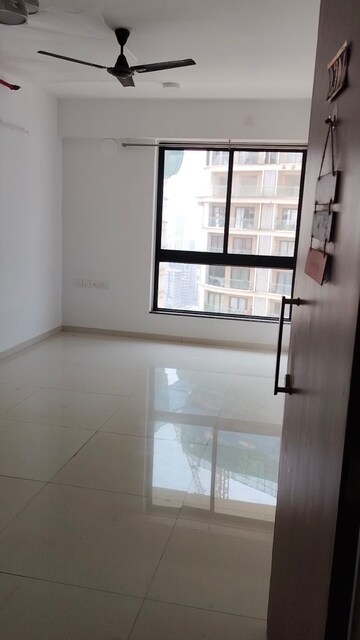  2 BHK Apartment at Sunteck City Avenue 2, Goregaon West – for Rent