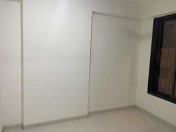 Bedroom in 2 BHK Apartment at Vikhroli East – for Rent