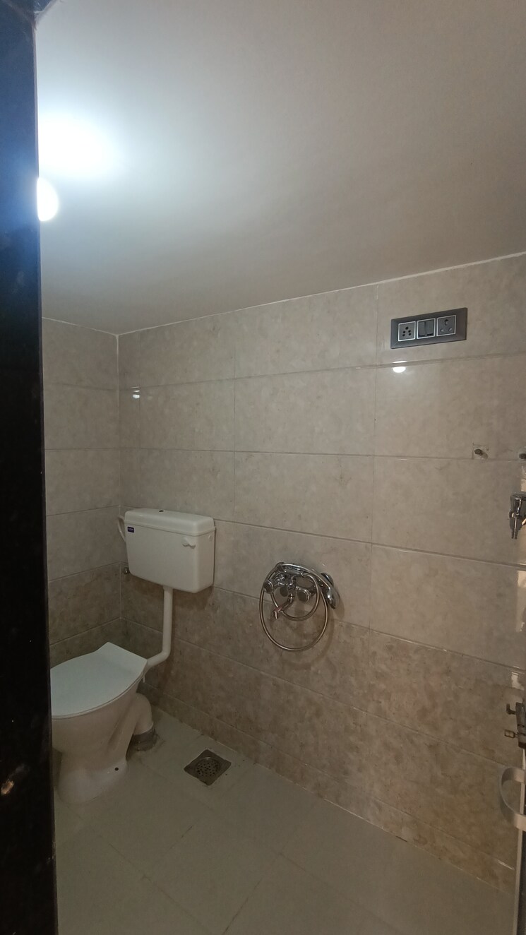 Bathroom, chawre-castle 1 Bedroom 445 Sq.Ft. Builder Floor In Nalasopara West Palghar 7900379