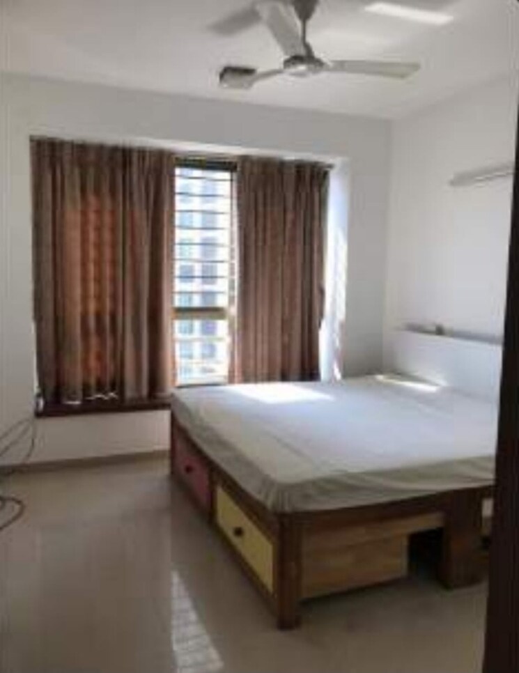 Bedroom, oberoi-springs 2.5 Bedroom 1350 Sq.Ft. Apartment In Andheri West Mumbai 7900403