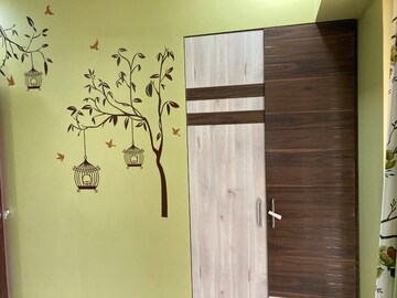 Furnished Amenities in 2 BHK Apartment at Lodha Amara, Kolshet Road – for Rent