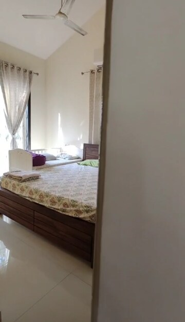 Room in 3 BHK Villa at Cosmos Hawaiian Village, Ghodbunder Road – for Sale