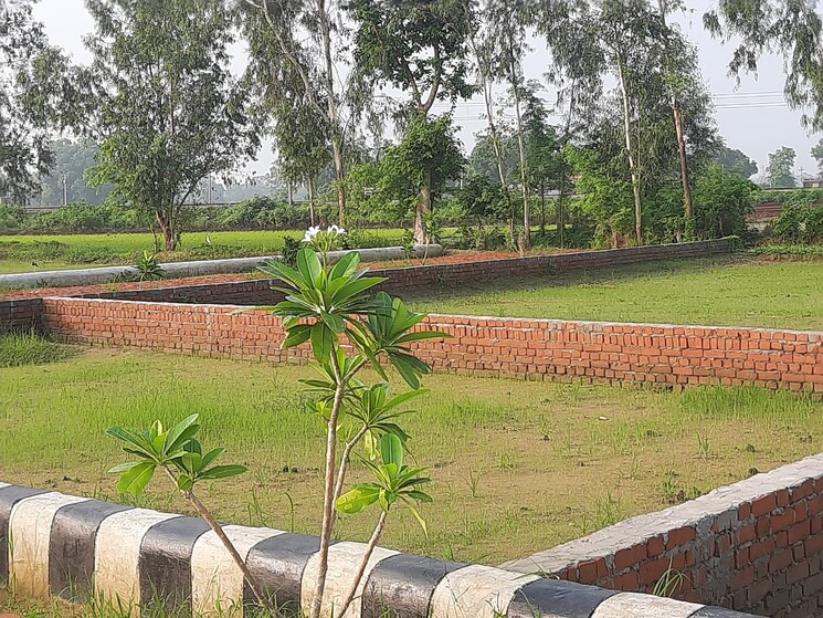 Garden, krishna-iscon-valley  1000 Sq.Yd. Plot In Gosainganj Lucknow 7900490
