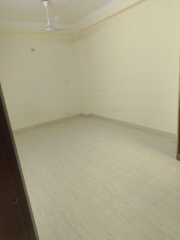 1 BHK Builder Floor For Rent in Ignou Road